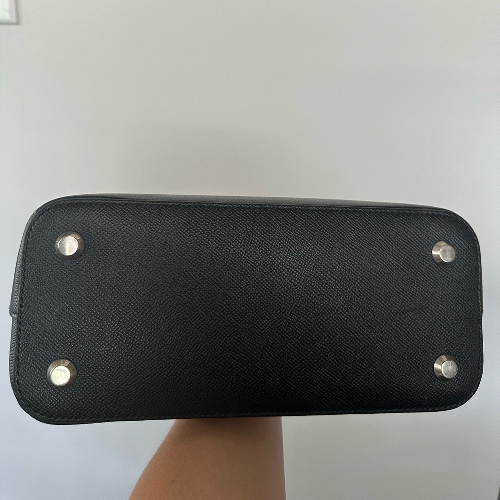 WOMEN'S VILLE SMALL HANDBAG IN BLACK - AUTHENTIC - Picture 3 of 7
